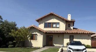 Casa Piedra Roja – Chicureo – 4 dormitorios